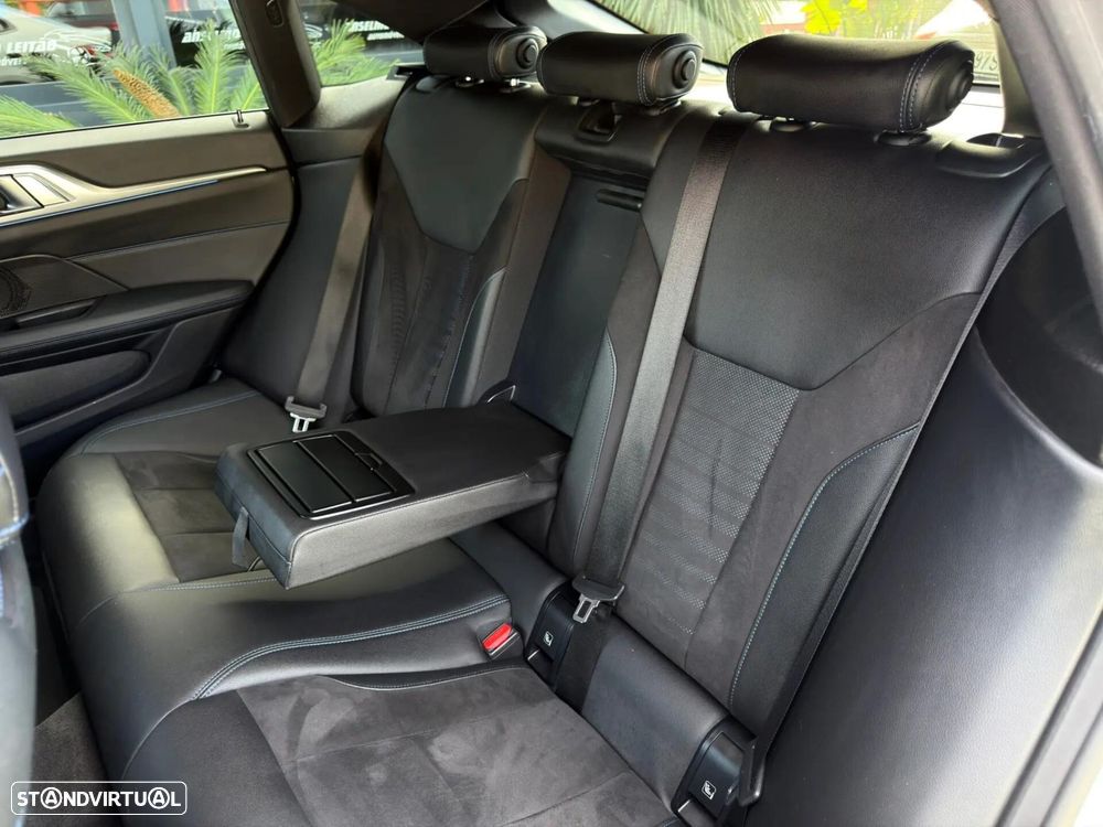 BMW i4 eDrive40 Pack Desportivo M - 18