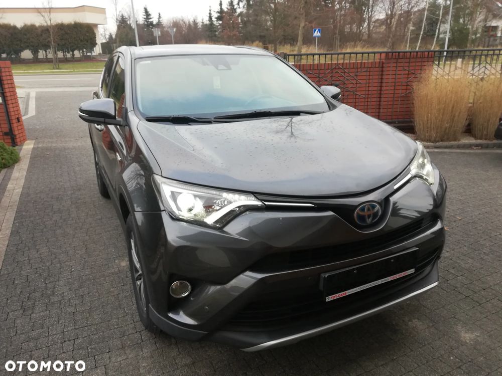 Toyota RAV4 - 3
