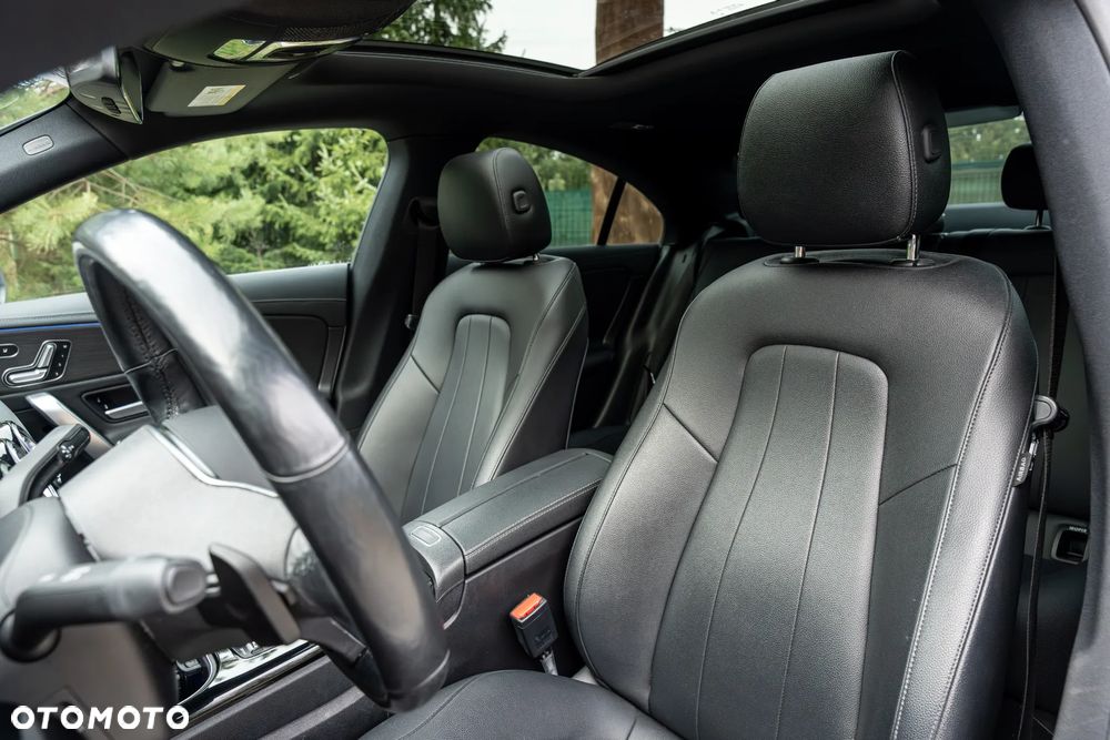 Mercedes-Benz CLA 250 4-Matic 7G-DCT - 22
