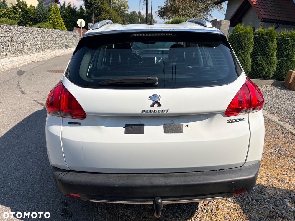 Peugeot 2008 PureTech 110 Stop&Start Style - 8
