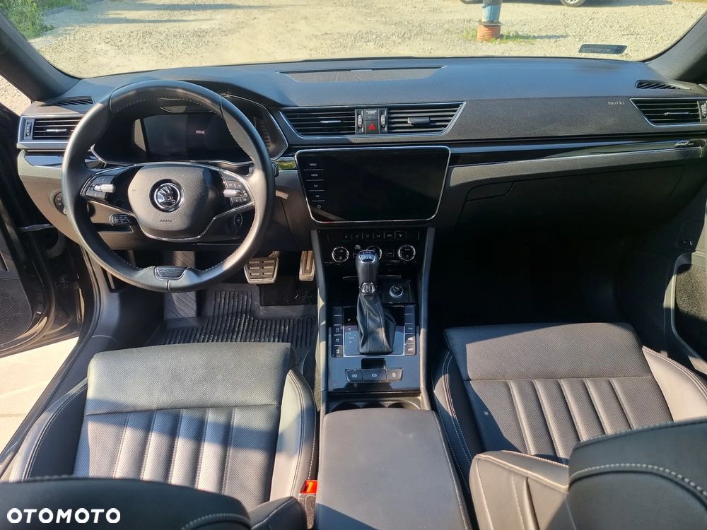 Skoda Superb 2.0 TDI SCR 4x4 L&K DSG - 10