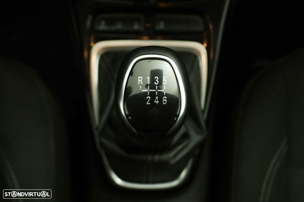 Opel Crossland 1.2 T Design & Tech - 13