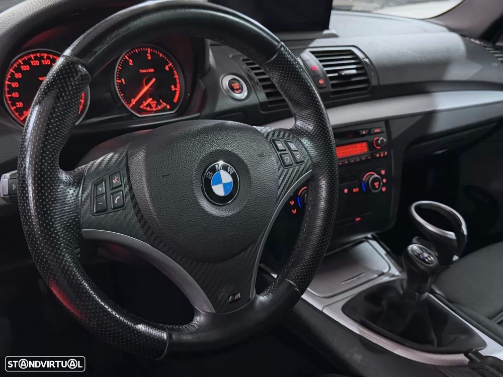 BMW 120 d — fotografia 16