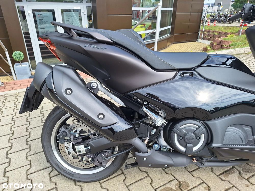 Yamaha Tmax - 8
