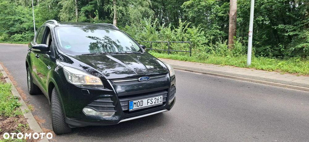Ford Kuga 2.0 TDCi 2x4 Titanium - 6