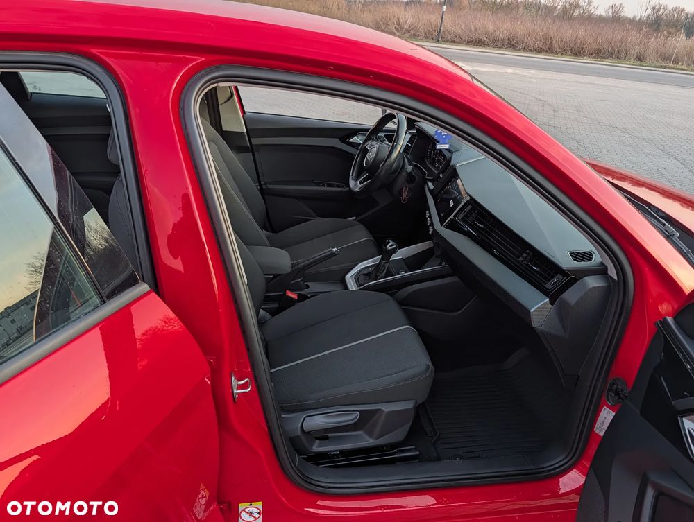 Audi A1 Sportback 30 TFSI S tronic - 13