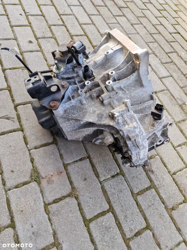 HYUNDAI i30 SKRZYNIA BIEGÓW MANUAL 1.4 16V T9J5C - 6