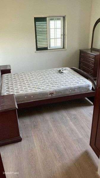 Loures - Moradia - 3 Quartos - COMPLETAMENTE MOBILADA - Grande imagem: 2/11