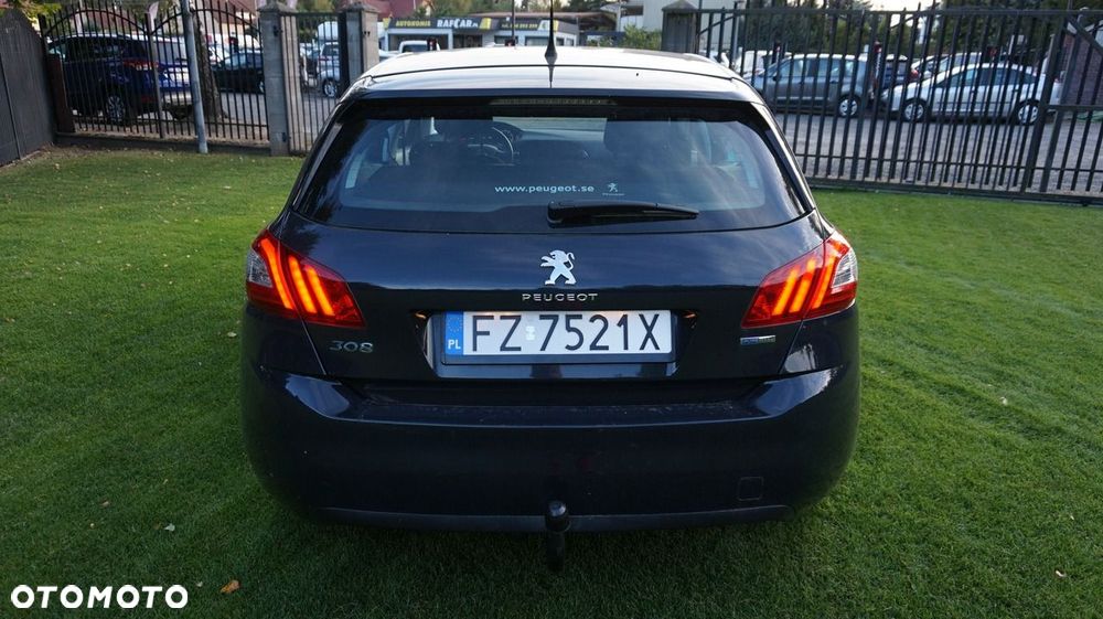 Peugeot 308 - 6