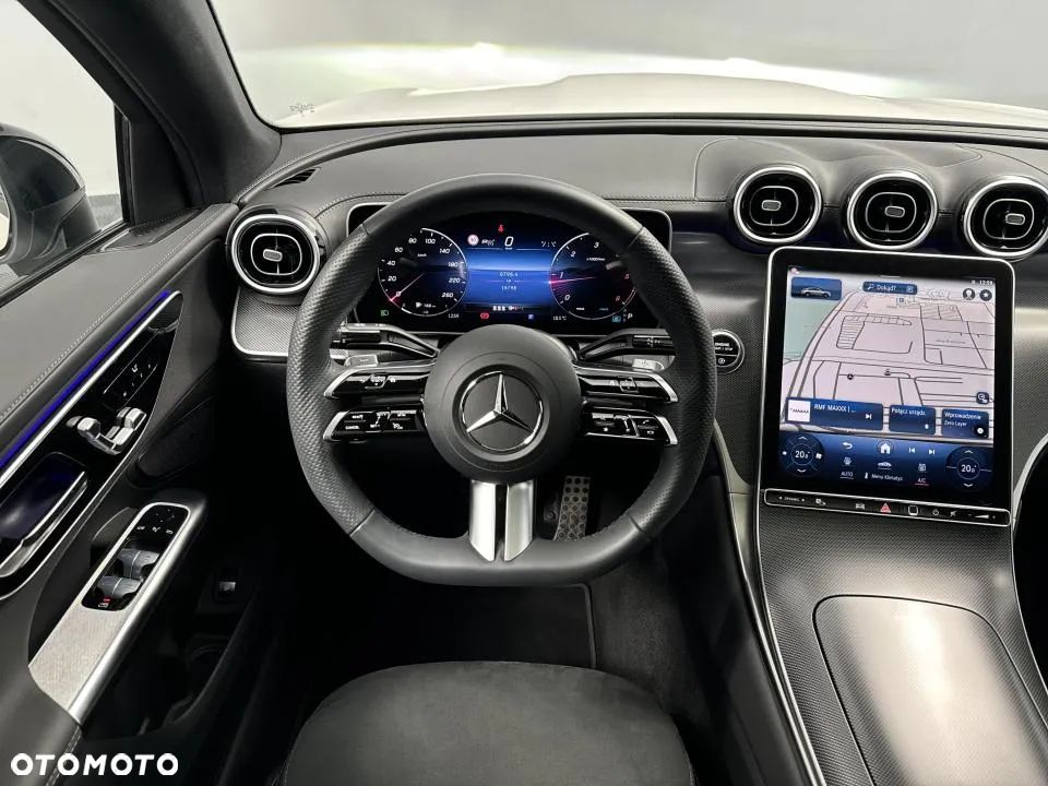 Mercedes-Benz GLC - 21