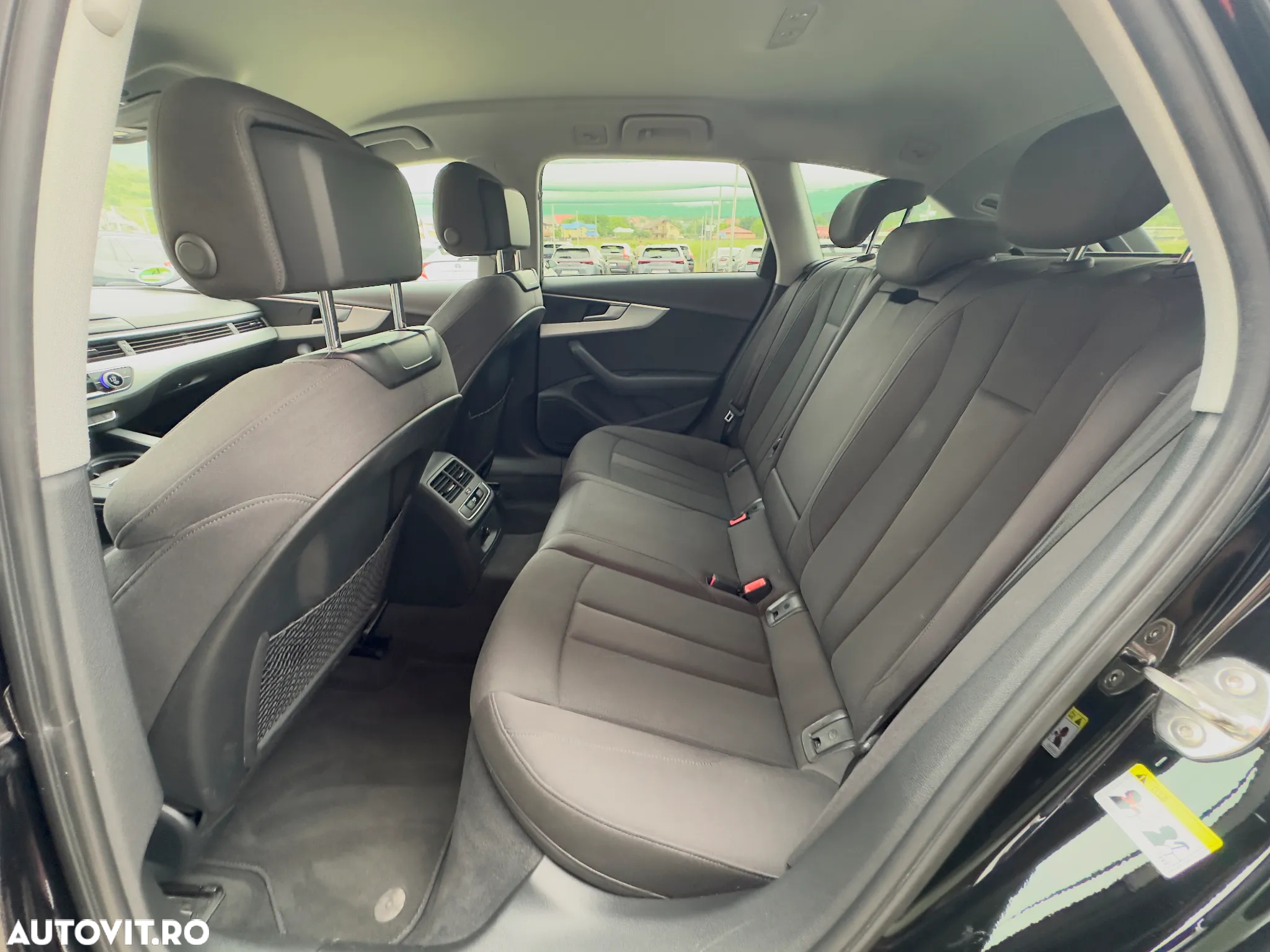 Audi A4 Avant 2.0 TDI S tronic - 17