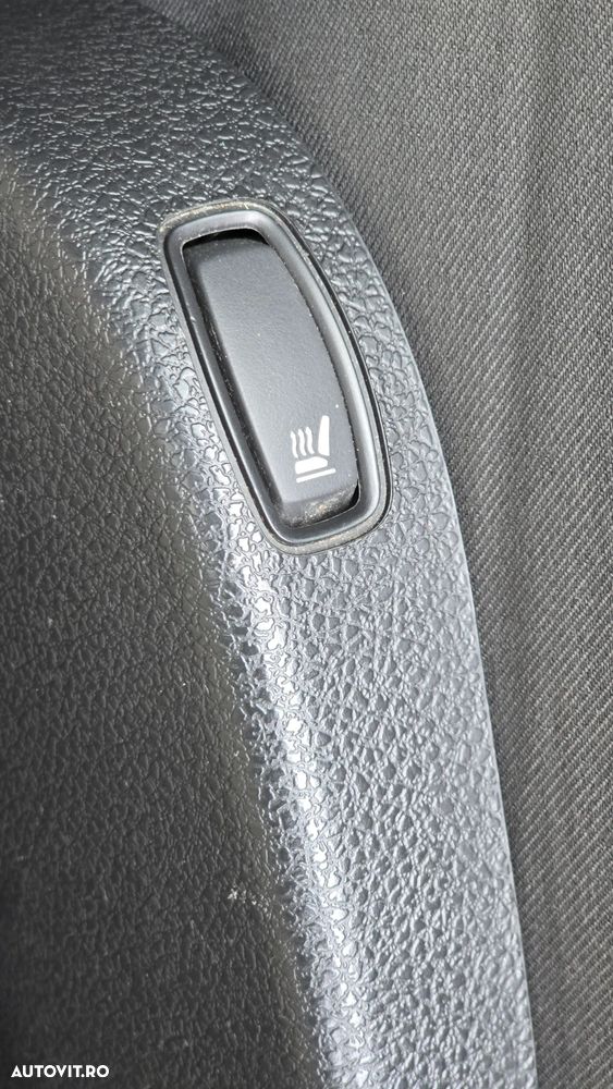 Dacia Lodgy dCi 110 Laureate - 16