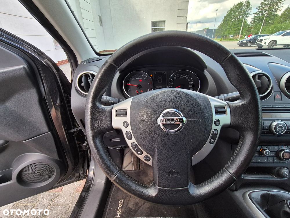 Nissan Qashqai - 11