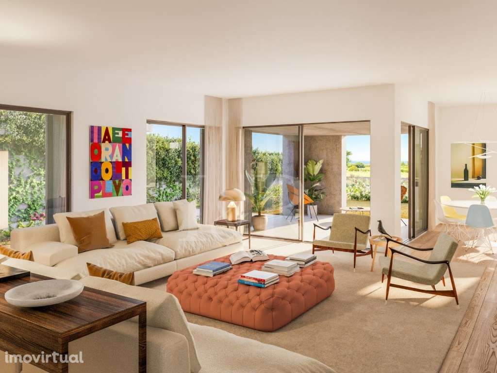 Villa T4 com piscina e jardim nos Capuchos, Caparica - Grande imagem: 3/37