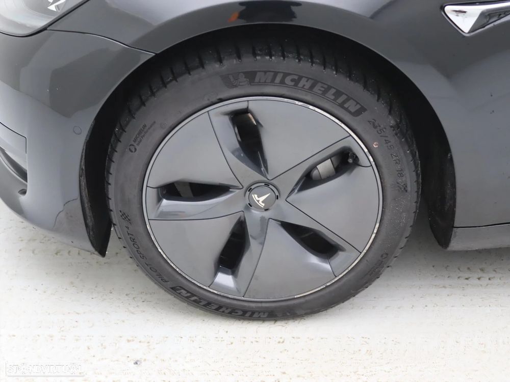Tesla Model 3 Standard Range Plus RWD - 11