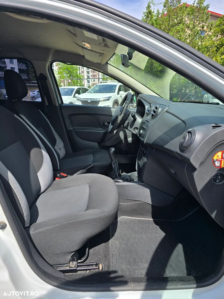 Dacia Logan 1.2 Ambiance - 10