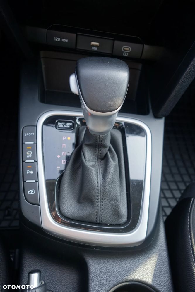 Kia Ceed 1.5 T-GDI M DCT - 18