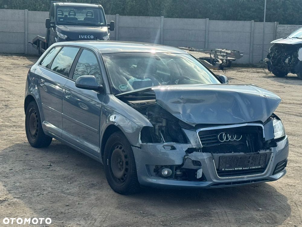 Audi A3 Sportback 1.6 Ambiente - 5