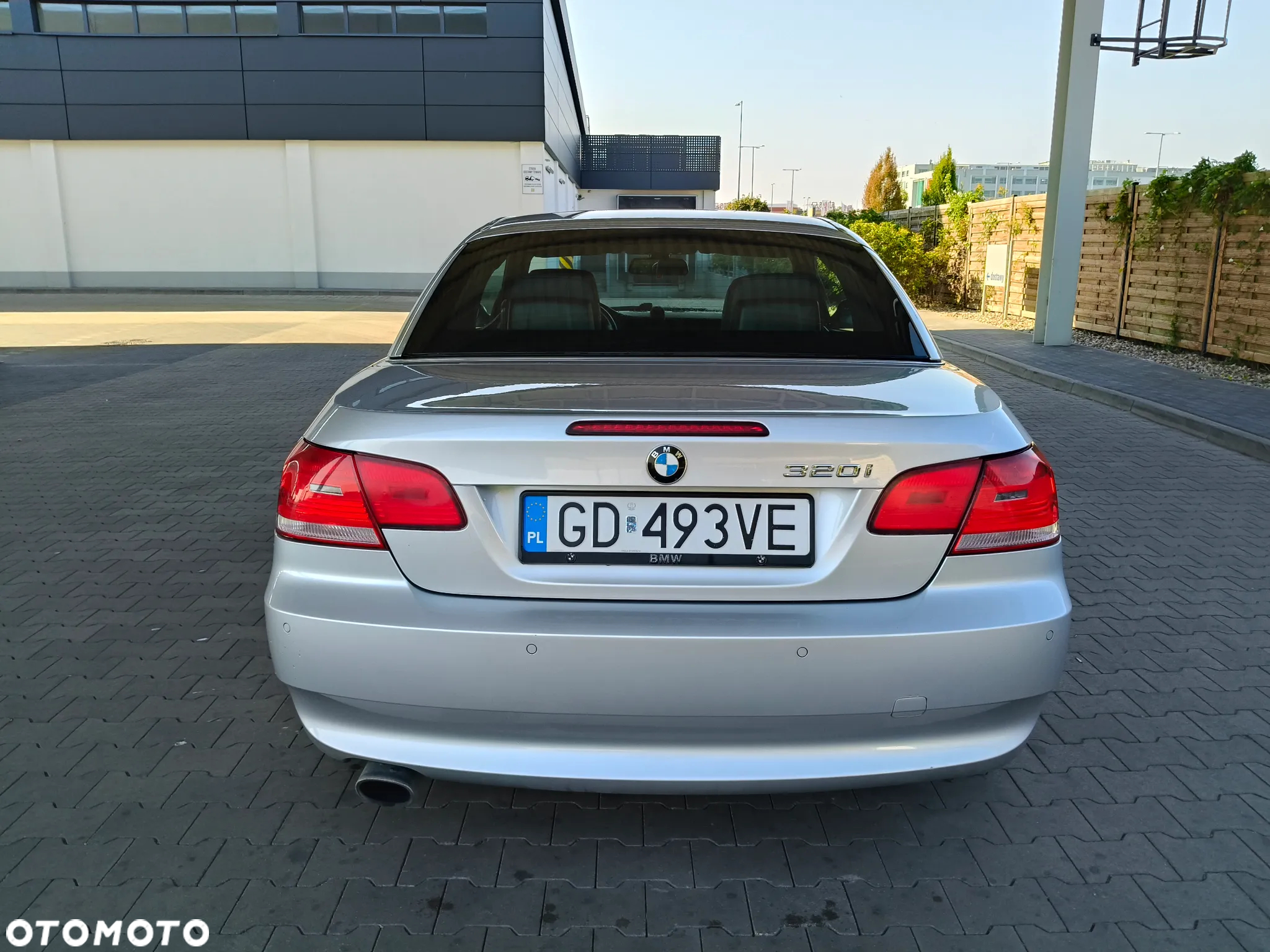 BMW Seria 3 320i - 12