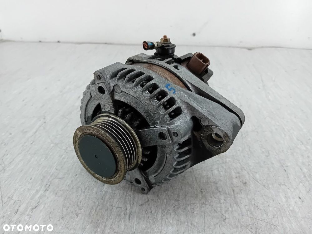 ALTERNATOR TOYOTA RAV4 II ( 00-06 ) 2.0 D-4D - 6
