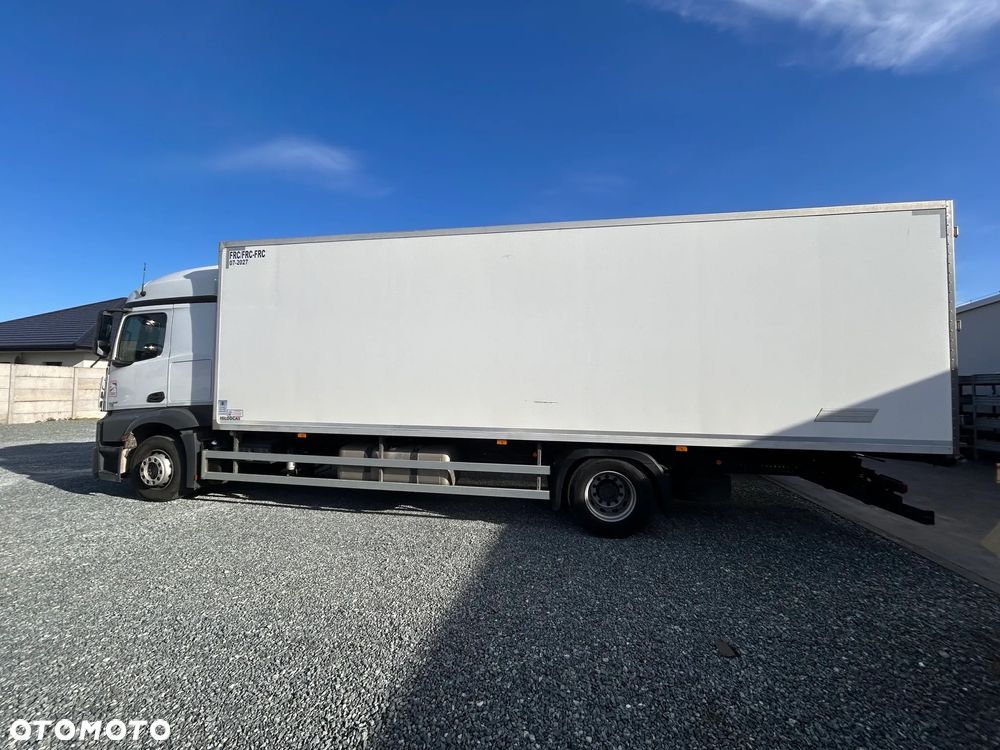 Mercedes-Benz Actros - 2