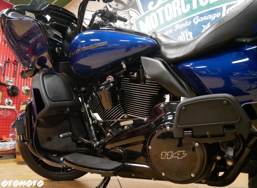 Harley-Davidson Touring Road Glide - 10