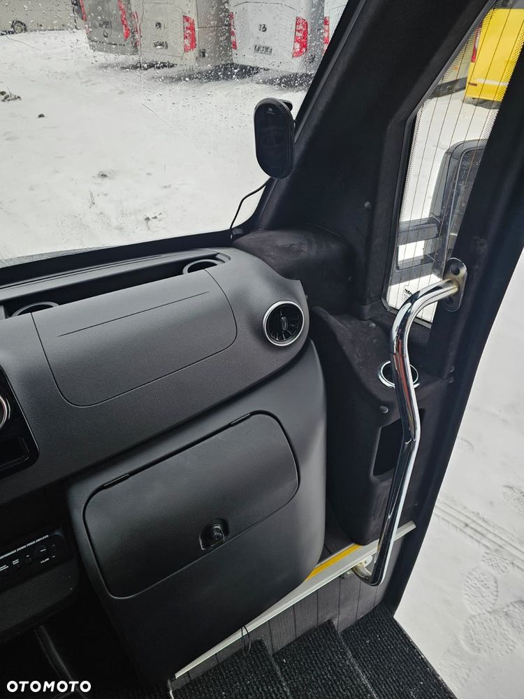 Mercedes-Benz Sprinter 519 ŻAK Dostępny - 18