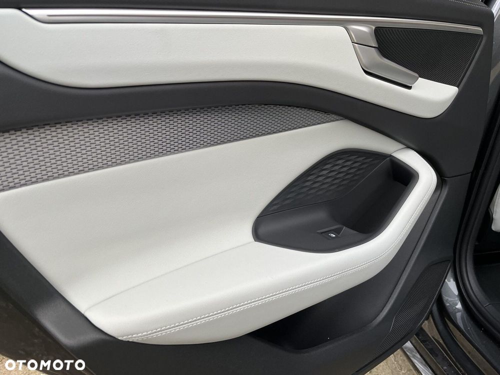 Audi A6 Limousine - 36