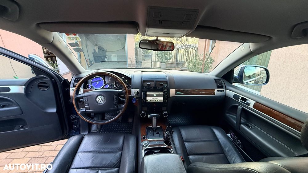 Volkswagen Touareg 2.5 TDI R5 Aut. - 6