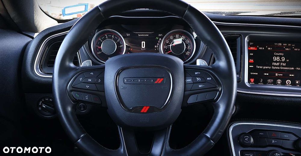 Dodge Challenger - 22