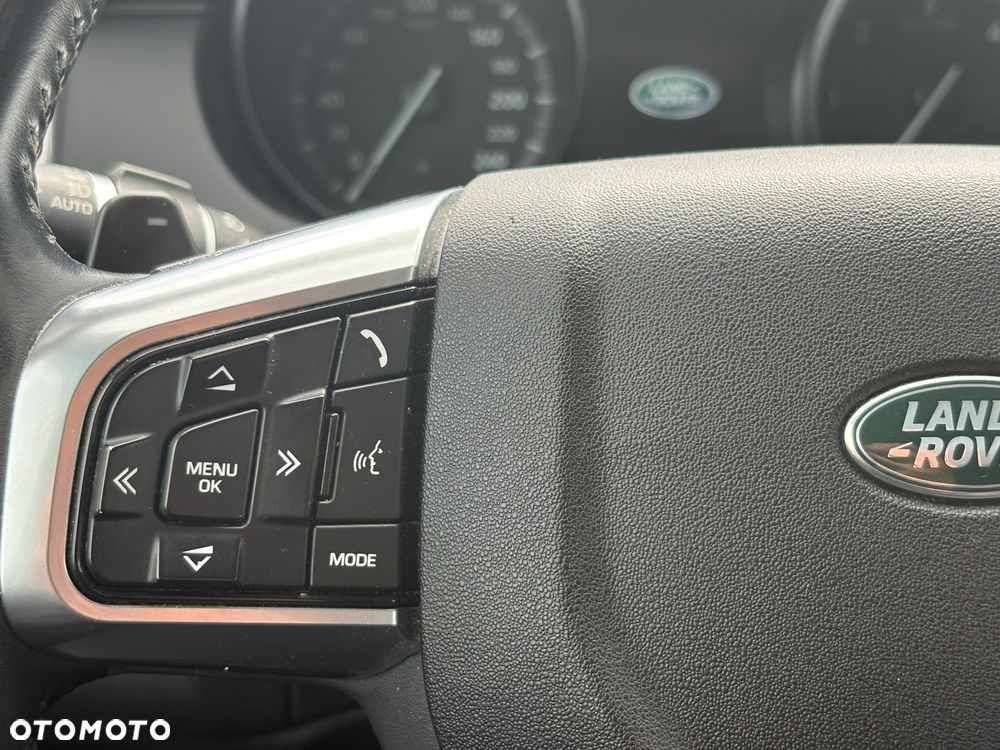 Land Rover Discovery Sport TD4 HSE Luxury - 11