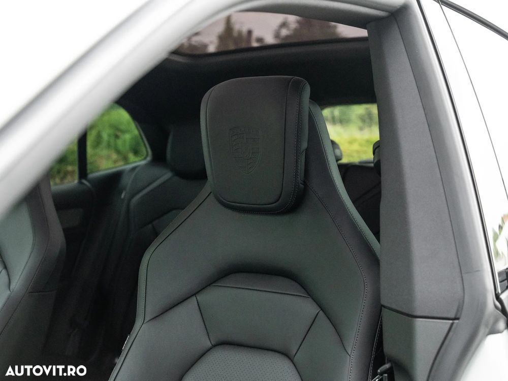 Porsche Cayenne - 15