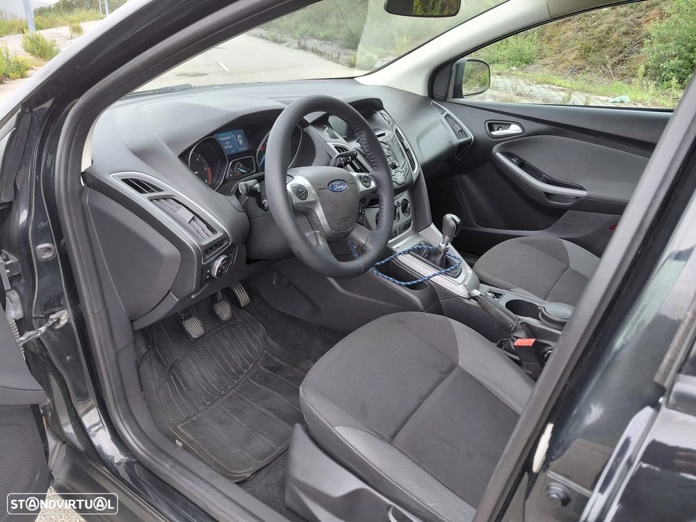 Ford Focus SW 1.6 TDCi DPF Titanium - 8