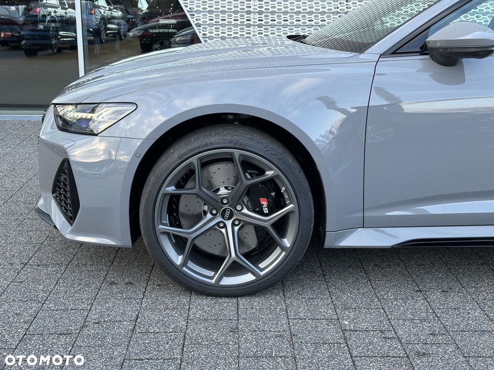 Audi RS6 Avant - 4