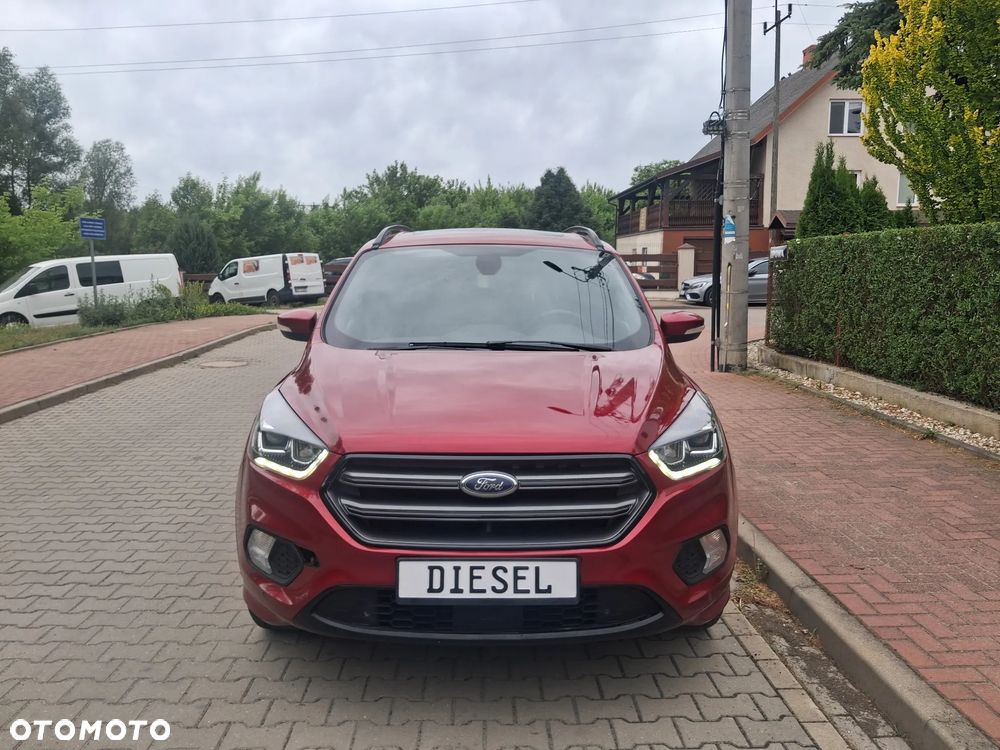 Ford Kuga 1.5 TDCi 2x4 ST-Line - 13