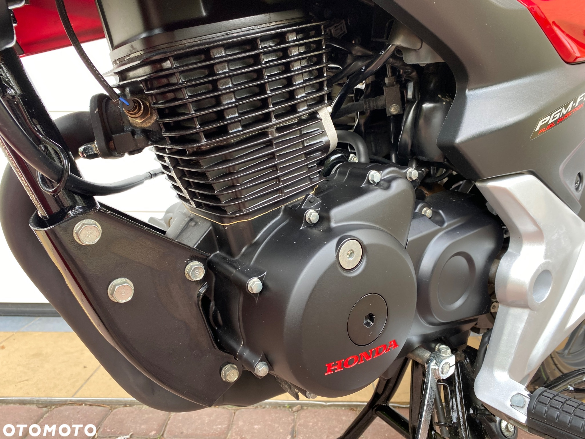 Honda CBF - 32