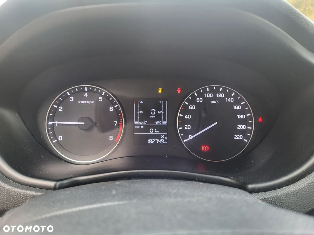 Hyundai i20 - 12