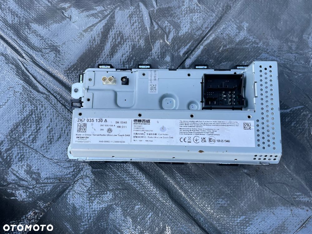 Vw Caddy V 2K7 radio media  wyświetlacz ekran panel sterowania 2K7035130A - 2