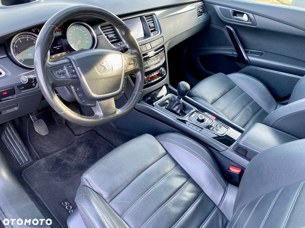 Peugeot 508 1.6 T Allure - 26