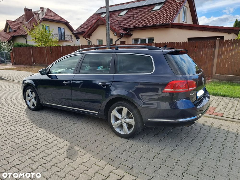 Volkswagen Passat 2012 photo 3