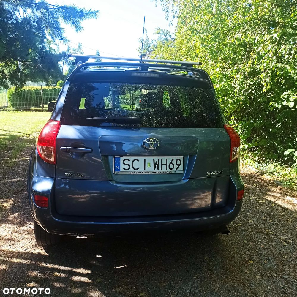 Toyota RAV4 2.2 D-4D Sol 180 - 18