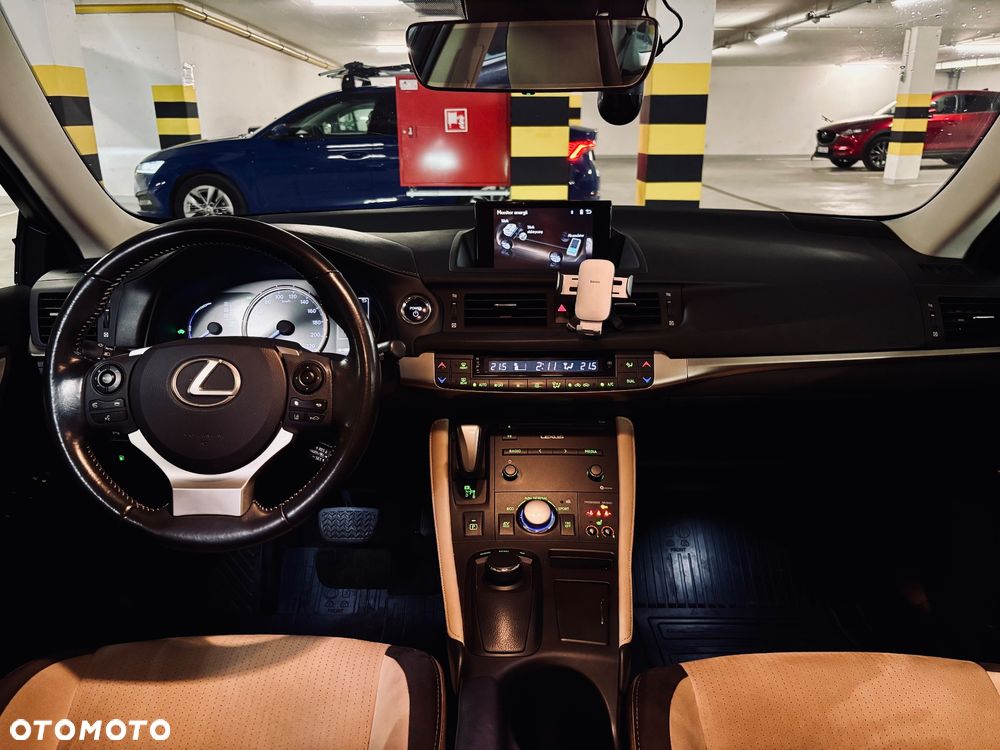Lexus CT 200h Elegance EU6 - 11