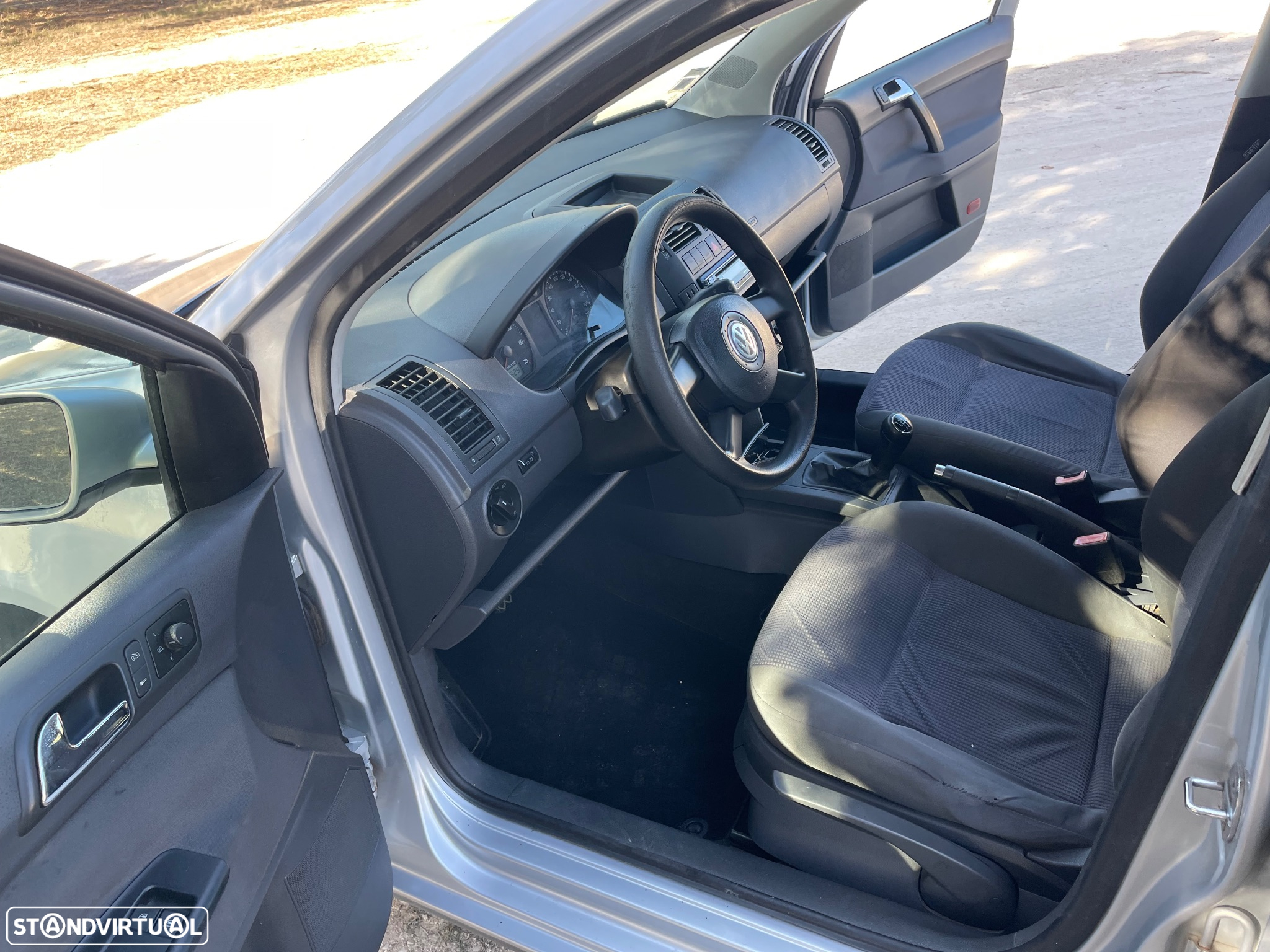 VW Polo 1.2 Confortline - 26