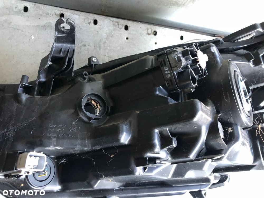 LA-43 . Lampa Prawy Przód Soczewka Toyota Corolla E21 Sedan (2018–2023) - Gwarancja Wysyłka - 13