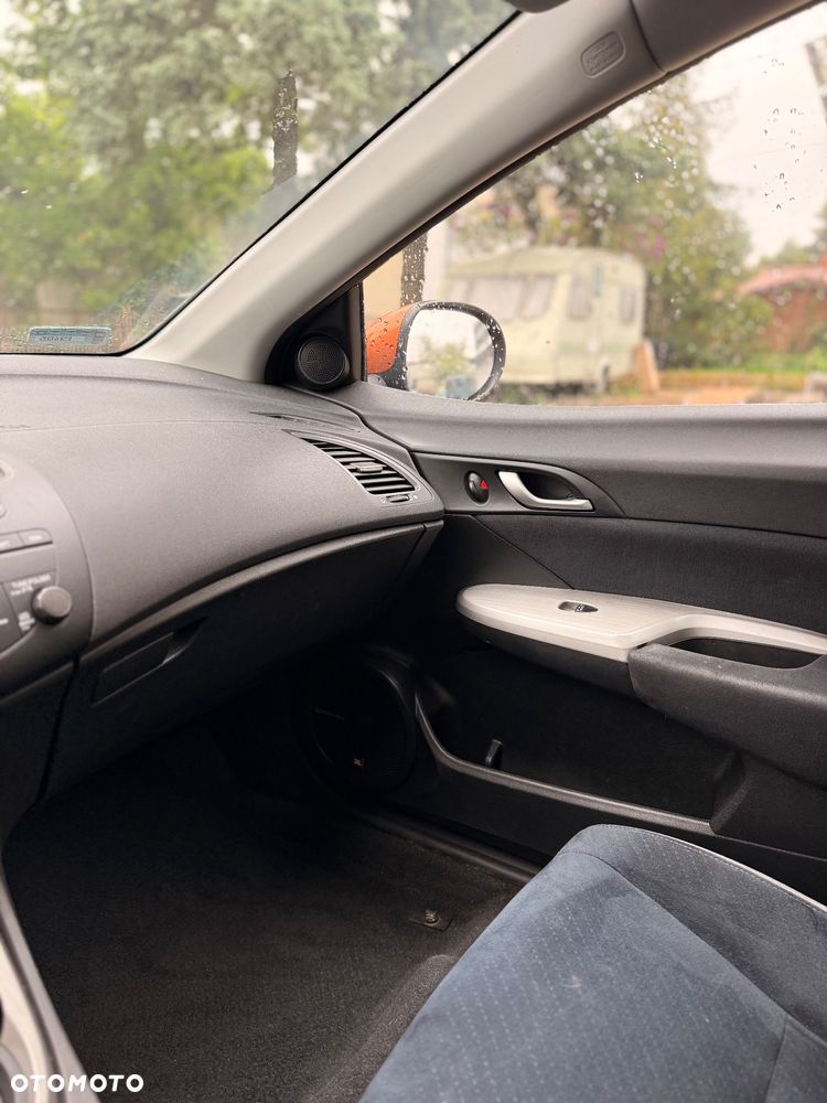 Honda Civic 1.8 Sport - 18