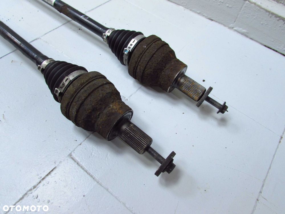 VOLVO S60 V70 XC70 AWD CROSS COUNTRY POLOS POLOSKA TYL TYLNA 30735647 - 4