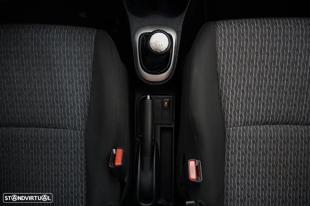 Toyota Yaris 1.0 VVT-i Comfort+P.Style - 15