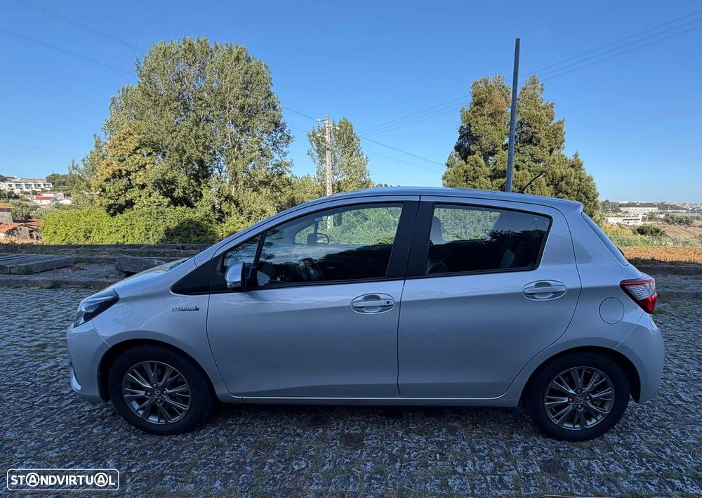 Toyota Yaris 1.5 HSD Comfort - 7