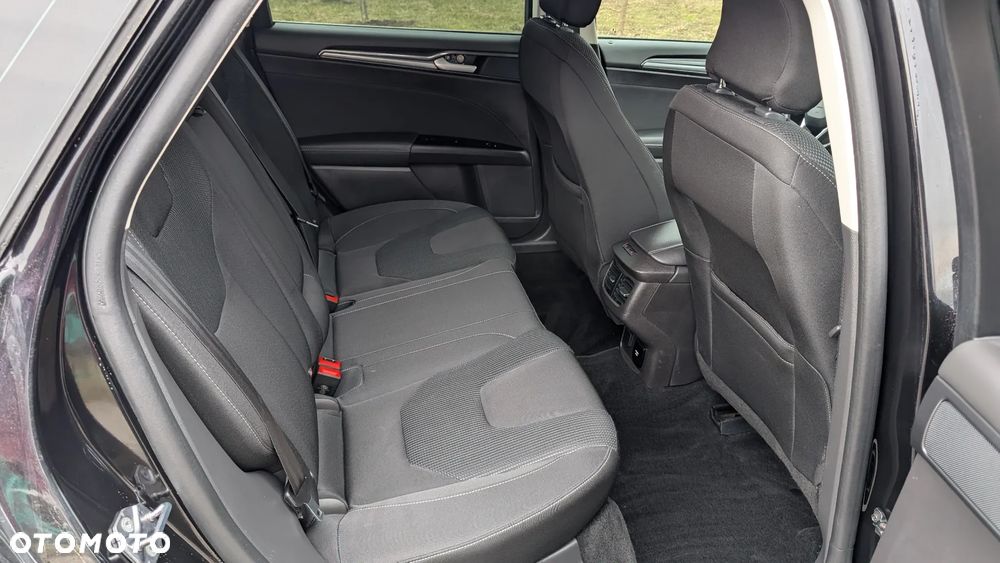 Ford Mondeo SW 2.0 TDCi Titanium PowerShift - 8