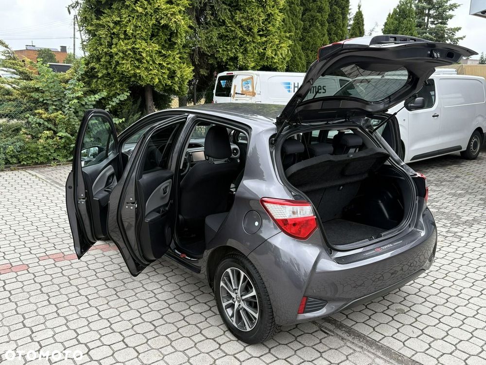 Toyota Yaris - 30